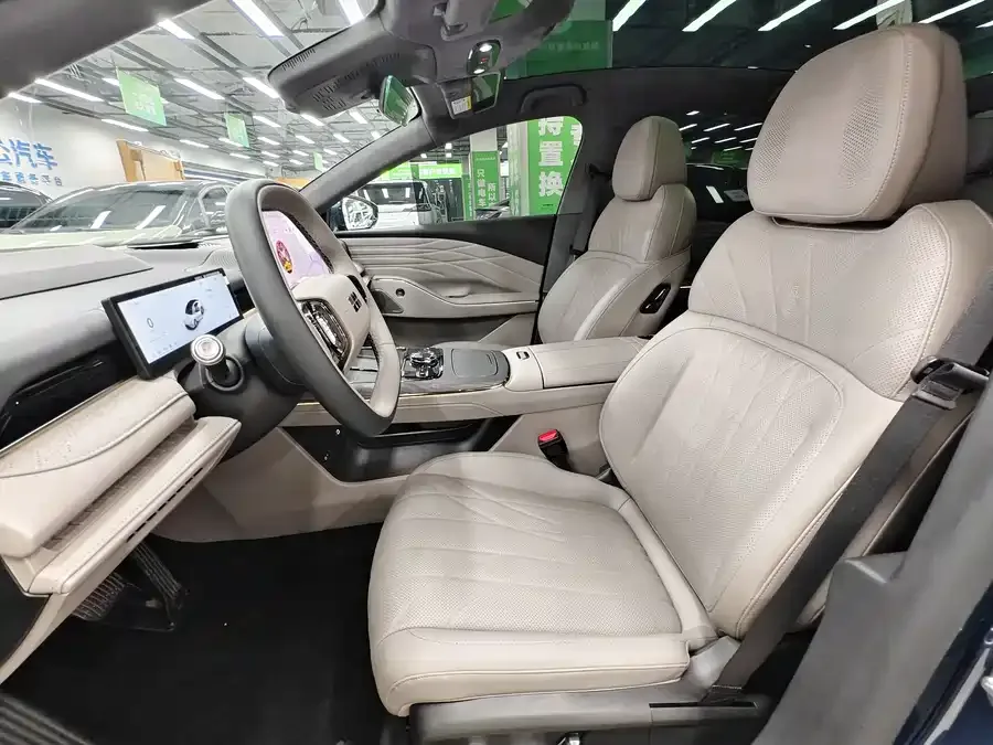 Geely Galaxy Star 8 Galaxy Star 8 2025 130km EM-P Starship Edition 2025 — миниатюра 3