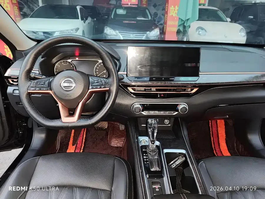 Nissan Altima Teana 2024 2.0L SV Black Gold Edition 2024 — миниатюра 4