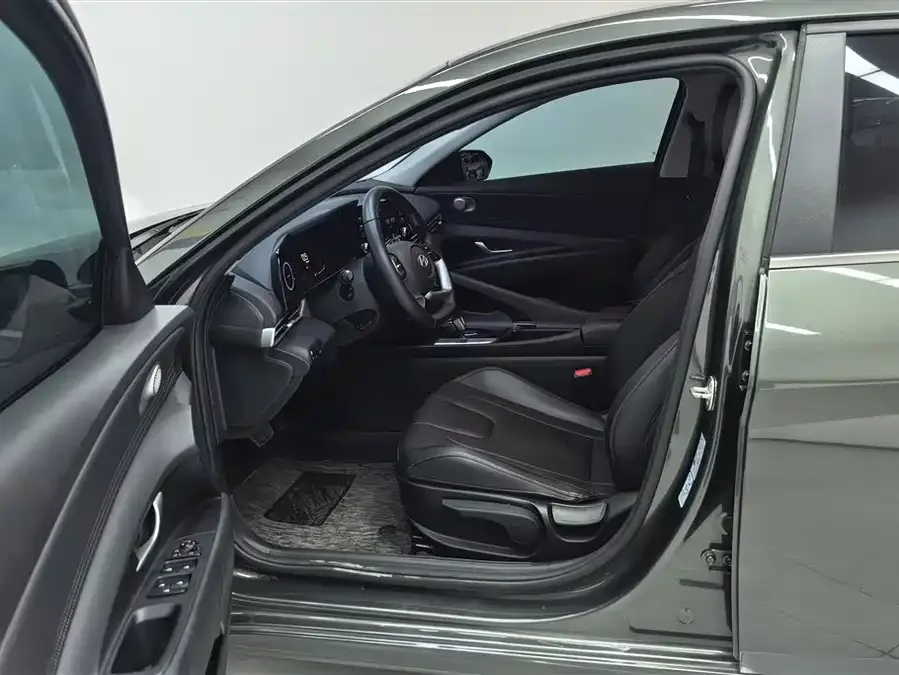 Hyundai Elantra Elantra 2023 1.5L CVT GLX Elite Edition 2024 — миниатюра 3
