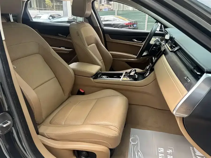 Jaguar XFL 2021 XFL 2.0T P250 2WD Exclusive Luxury Edition 2022 — миниатюра 4