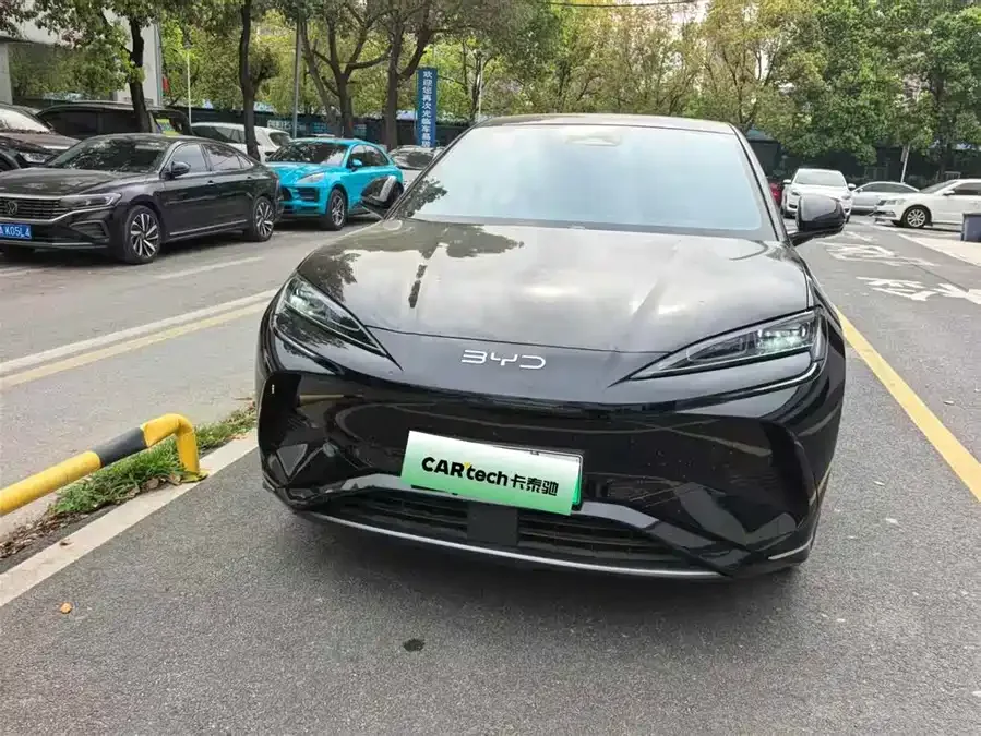 BYD Sea Lion 07 EV 2024