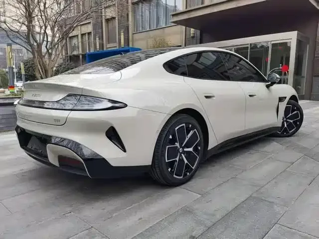 Xiaomi SU7 Xiaomi SU7 2024 four-wheel drive ultra-long battery life high-end intelligent driving Max version 2025 — миниатюра 4