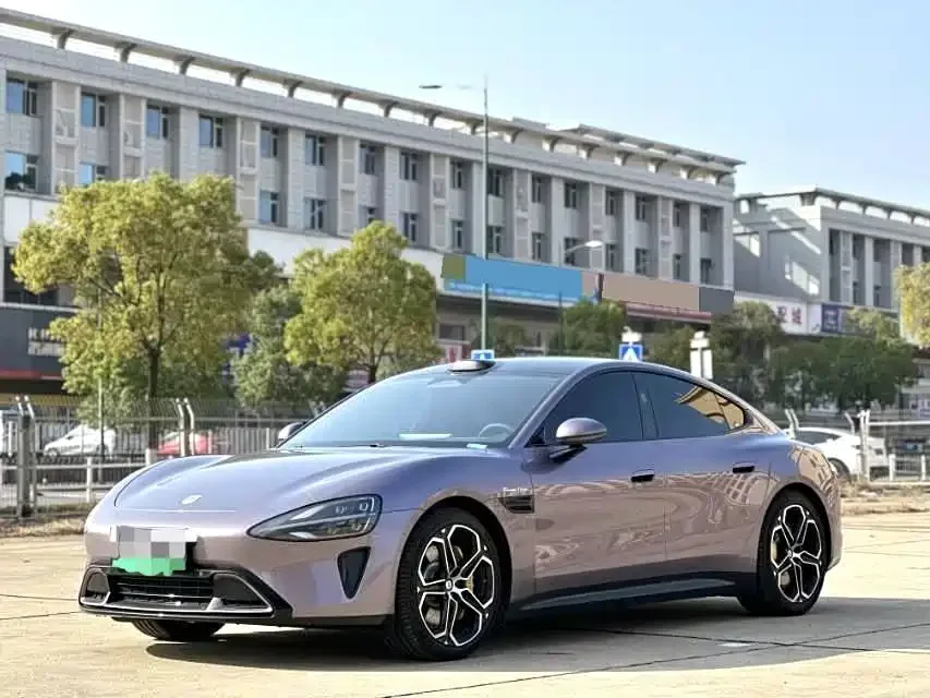 Xiaomi SU7 2024