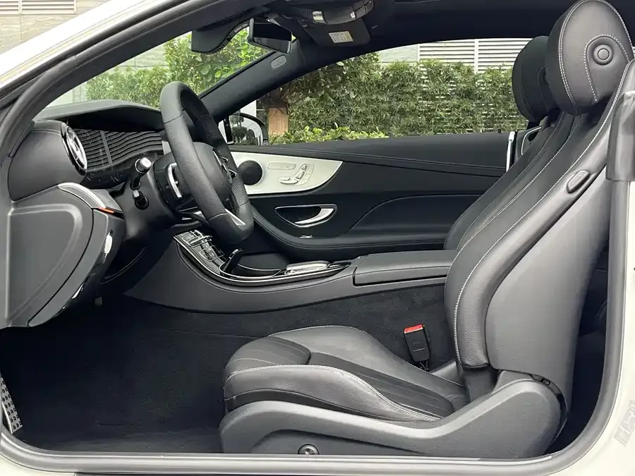Mercedes-Benz E-Class Mercedes-Benz E-Class (Imported) 2021 E 300 Coupe 2022 — миниатюра 3