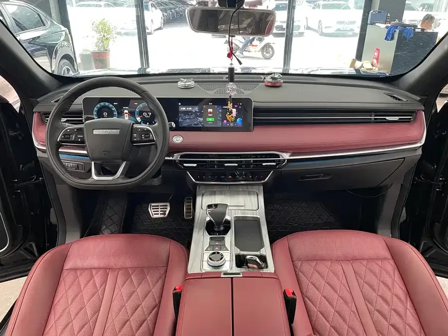 Jetour X70 PLUS JETOUR X70 PLUS 2023 1.5T DCT Brave PLUS 5-seater 2023 — миниатюра 3