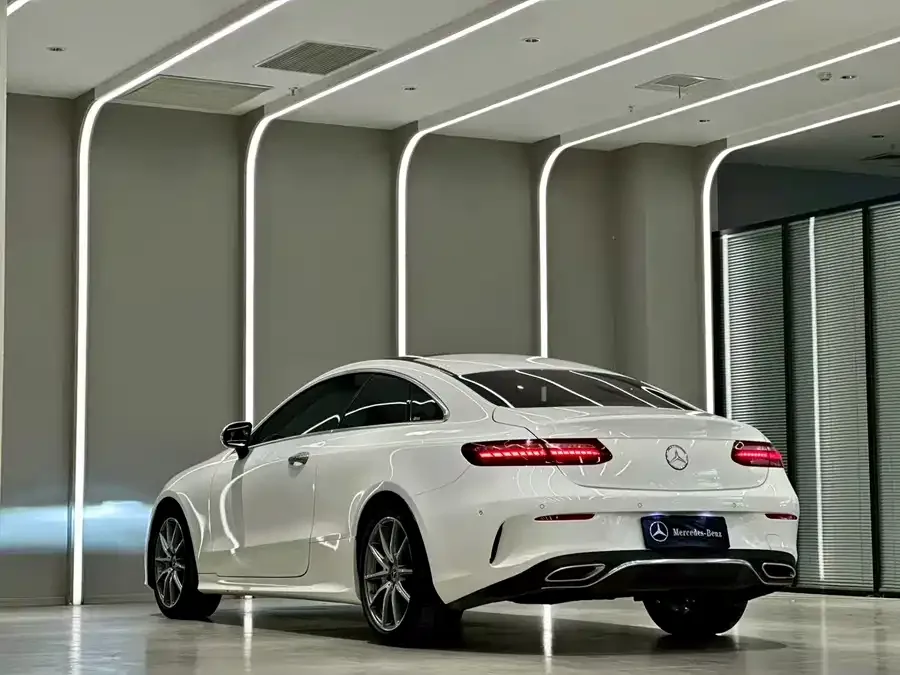 Mercedes-Benz E-Class Mercedes-Benz E-Class (Imported) 2021 E 260 Coupe 2022 — миниатюра 3
