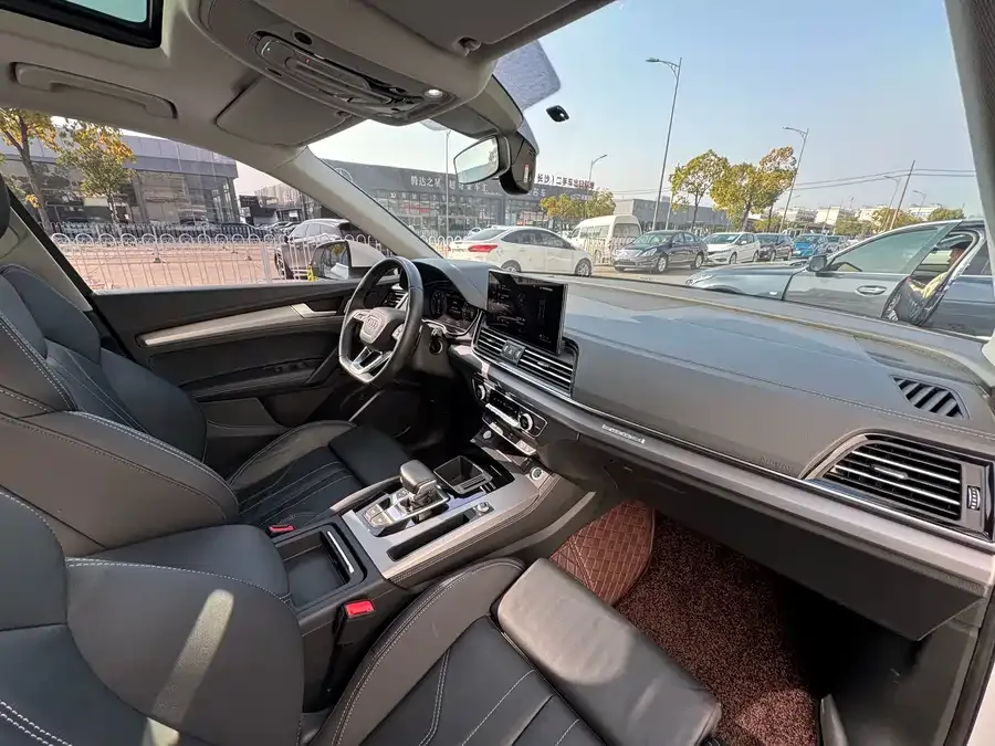 Audi Q5L 2023 40T Fashion Dynamic Edition 2023 — миниатюра 4