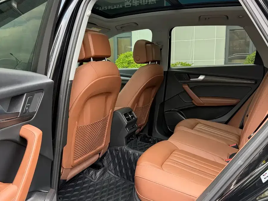 Audi Q5L 2022 40T luxury and elegant model 2023 — миниатюра 3