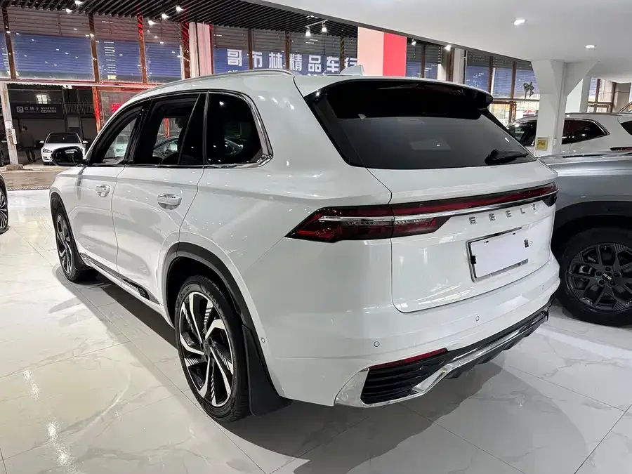 Geely Monjaro Xingyue L 2021 2.0TD DCT EVO 2WD Smart Edition 2023 — миниатюра 4