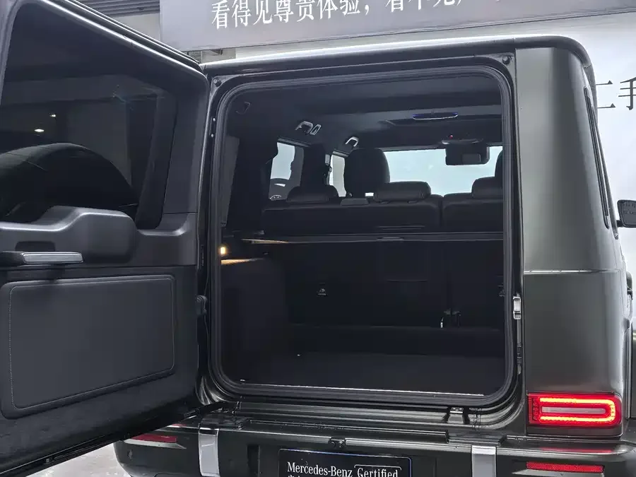 Mercedes-Benz G-rated Mercedes-Benz G-Class 2025 G 500 2026 — миниатюра 5