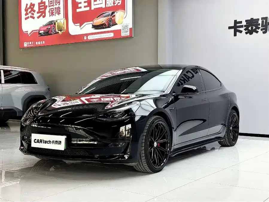 Tesla Model 3 2022