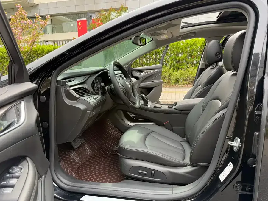 Buick LaCrosse LaCrosse 2022 552T Luxury 2023 — миниатюра 5