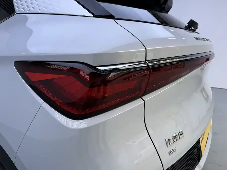 BYD Yuan Plus Yuan PLUS 2024 Honor Edition 430KM Transcendence Type 2025 — миниатюра 3