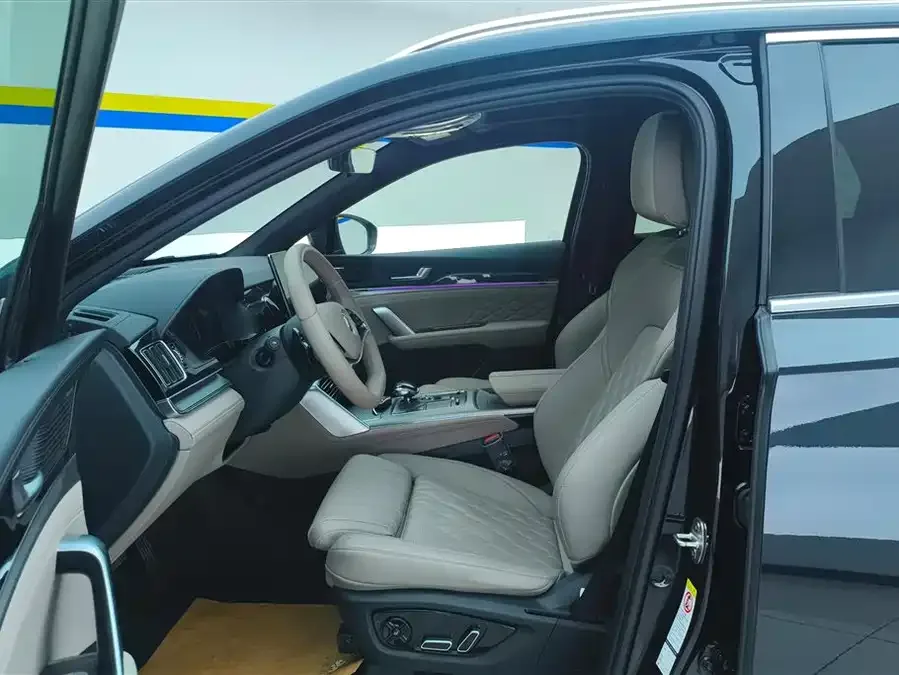 BYD Tang New Energy Tang New Energy 2025 Intelligent Driving Edition DM-i 115KM Flagship 2025 — миниатюра 3