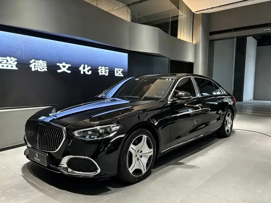 Mercedes-Benz Maybach S-Class 2025