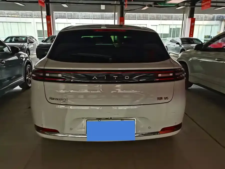 AITO M5 M5 2025 Extended Range Ultra Rear-wheel Drive 2025 — миниатюра 4