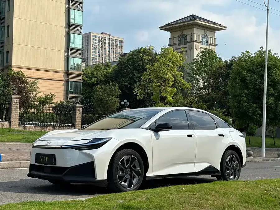 Toyota bZ Toyota BZ3 2024 model, 517km/h, Elite PRO 2024 — фото 1, купить с доставкой в Москву
