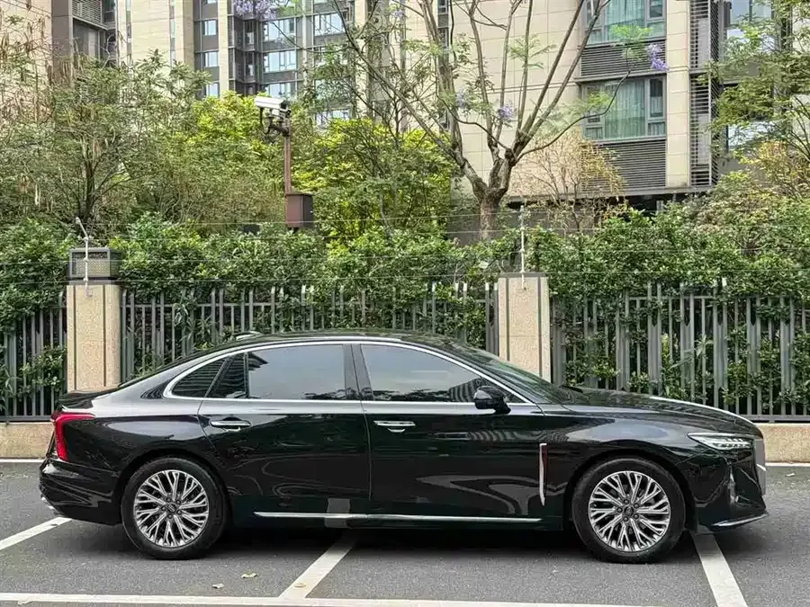 Hongqi H5 Hongqi H5 2023 2.0T Automatic Intelligent Connection Flagship Chang Edition 2022 — миниатюра 4