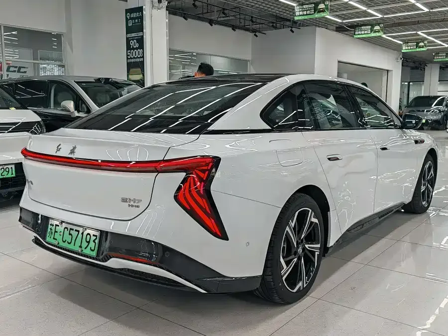 Hongqi EH7 Hongqi EH7 2024 640 Pro+ 4WD version 2024 — миниатюра 5