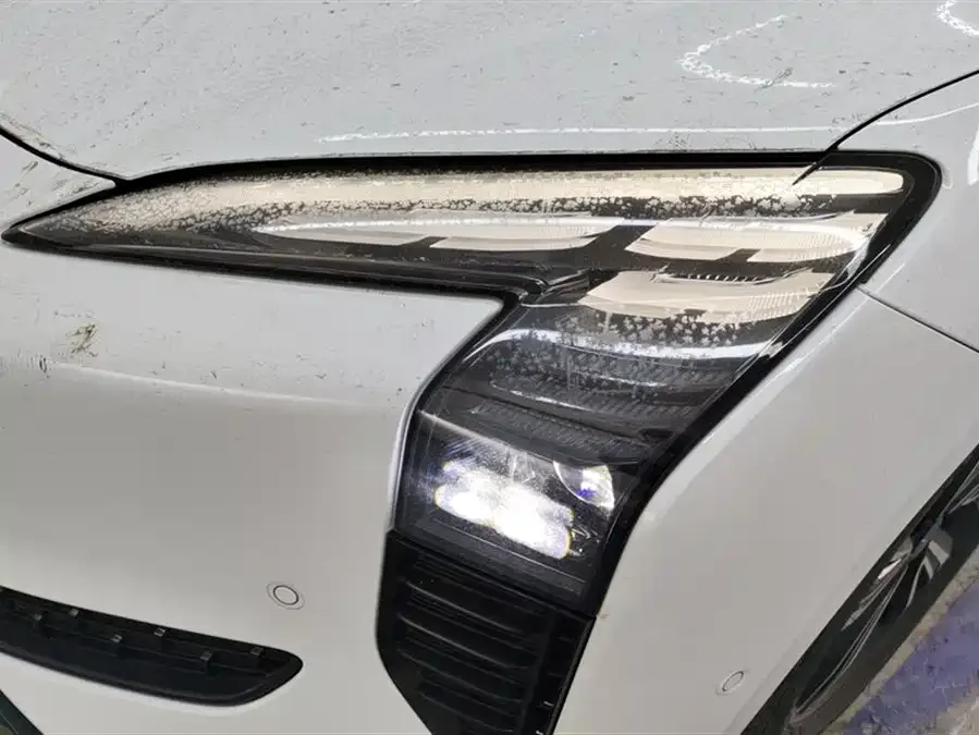 Hongqi EH7 Hongqi EH7 2024 820 Pro 2024 — миниатюра 2