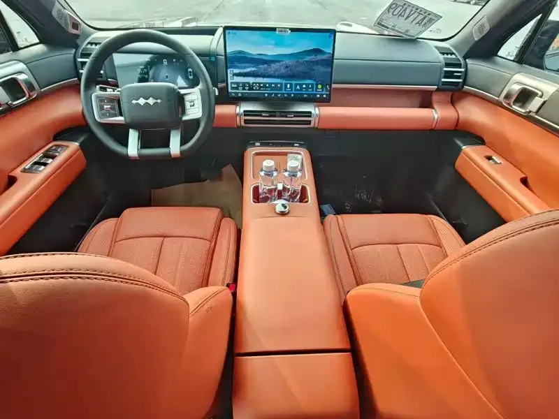 BYD Leopard Titanium 7 Titanium 7 2025 200KM 2WD Max Edition 2026 — миниатюра 3