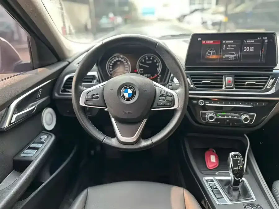 BMW 1 Series BMW 1 Series 2022 120i M Sport Edition 2022 — миниатюра 5