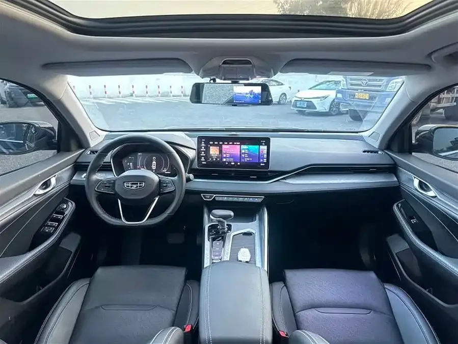 Geely Xingrui Xingrui 2021 2.0TD Designer Recommended Model 2022 — миниатюра 3