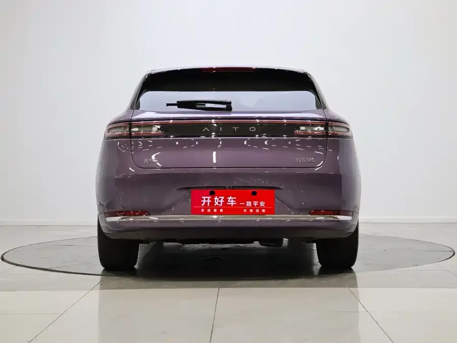 AITO M5 M5 2025 Extended Range Ultra 4WD Edition 2025 — миниатюра 2