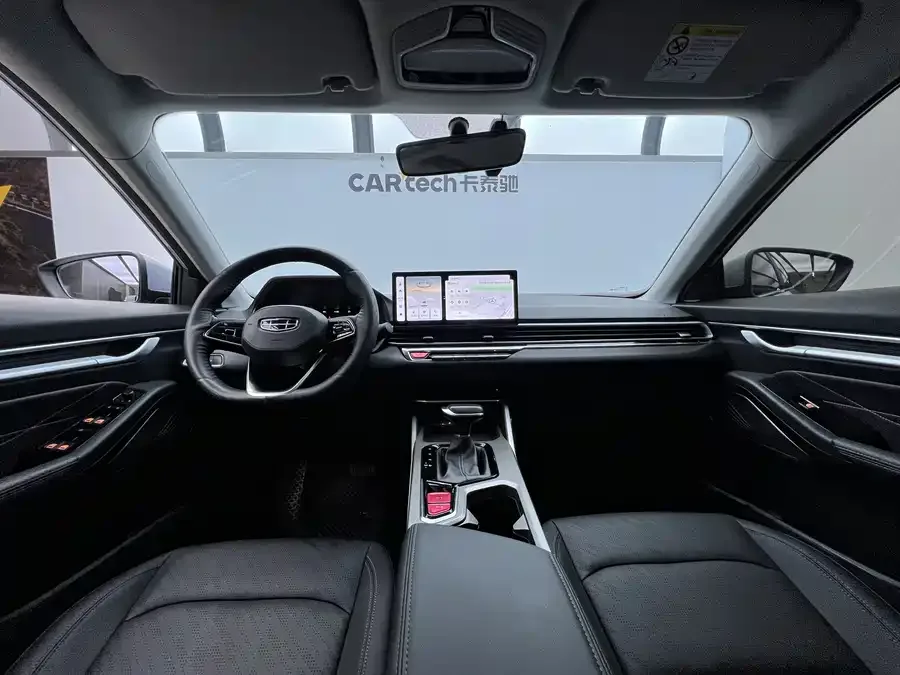 Geely Emgrand Emgrand 2023 4th Generation Champion Edition 1.5L CVT Premium 2023 — миниатюра 5