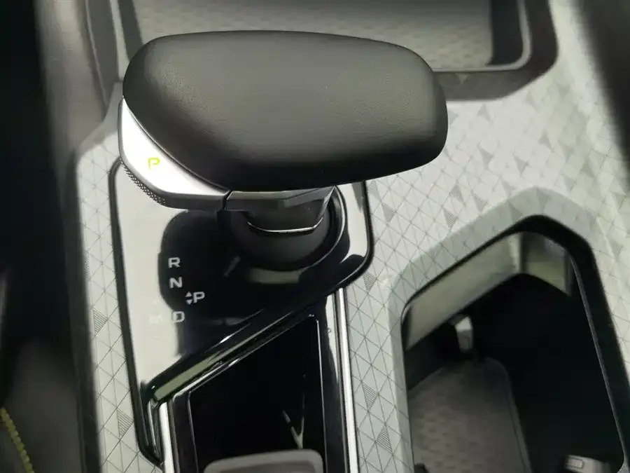Geely Xingrui Xingrui 2023 1.5TD Kunlun Edition 2024 — миниатюра 4