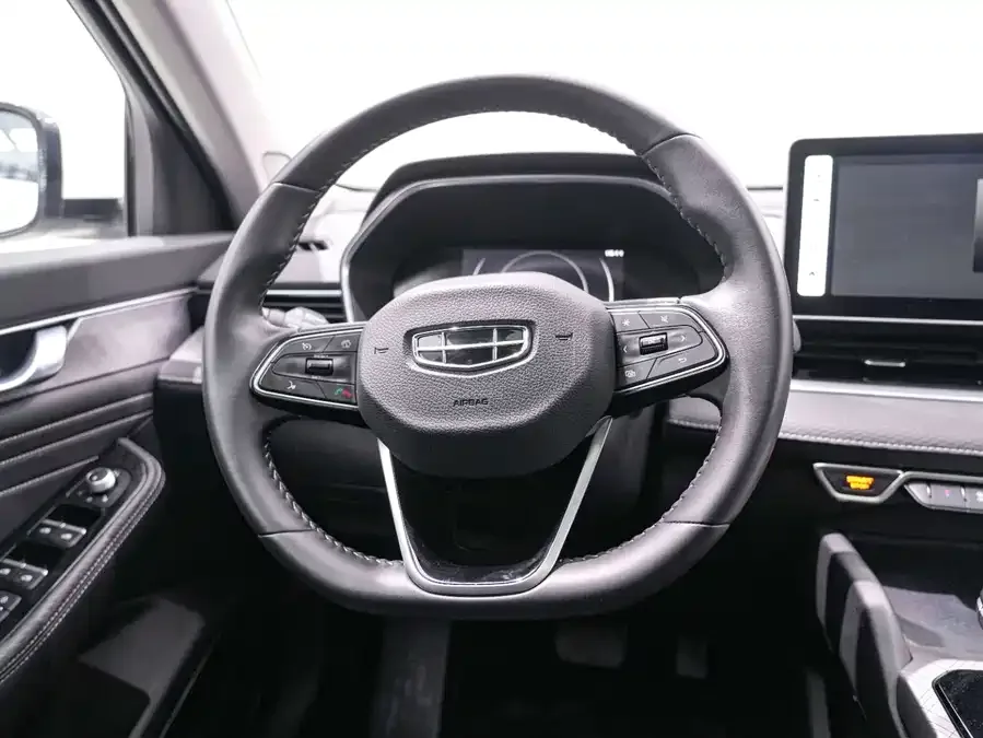 Geely Xingrui Xingrui 2023 2.0TD Luxury 2023 — миниатюра 5