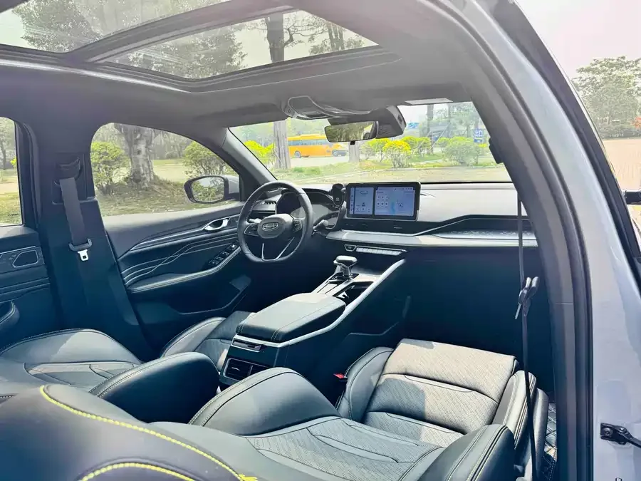 Geely Xingrui Xingrui 2023 1.5TD Fuyao Edition 2024 — миниатюра 3
