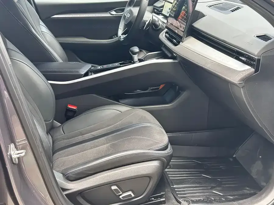 Geely Xingrui Xingrui 2025 Dongfangyao 2.0TD Moon-Watching Edition 2024 — миниатюра 5