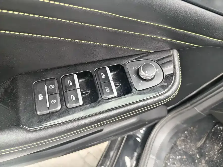 Geely Xingrui Xingrui 2023 1.5TD Fuyao Edition 2024 — миниатюра 4