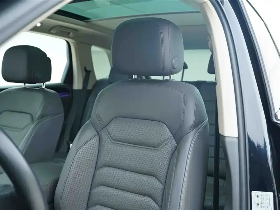 Volkswagen Touareg Touareg 2022 2.0TSI Ruishang Edition 2023 — миниатюра 4