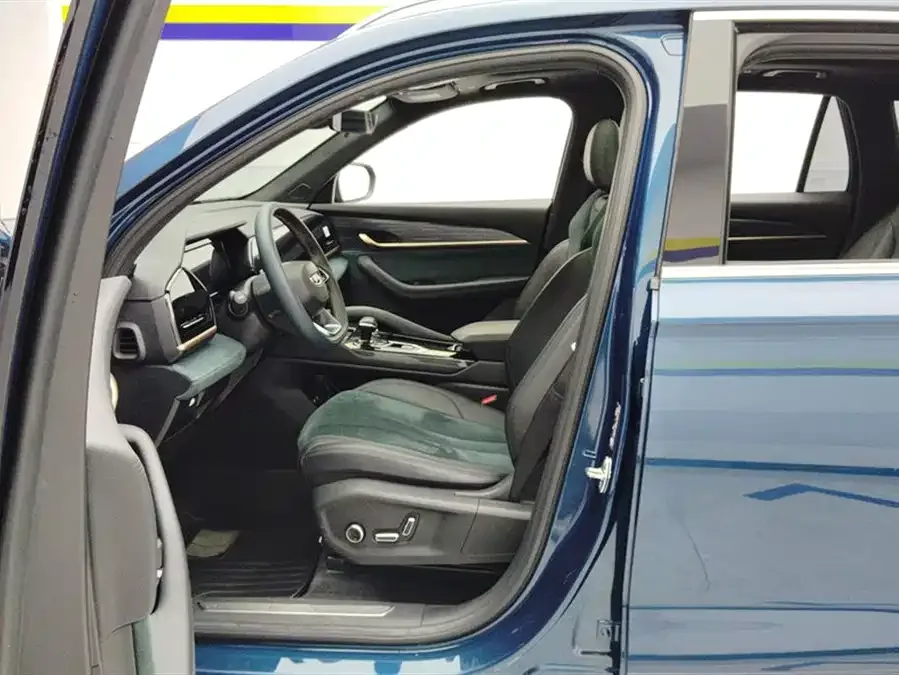 Geely Monjaro Xingyue L 2021 2.0TD DCT EVO 2WD Premium Edition 2022 — миниатюра 3
