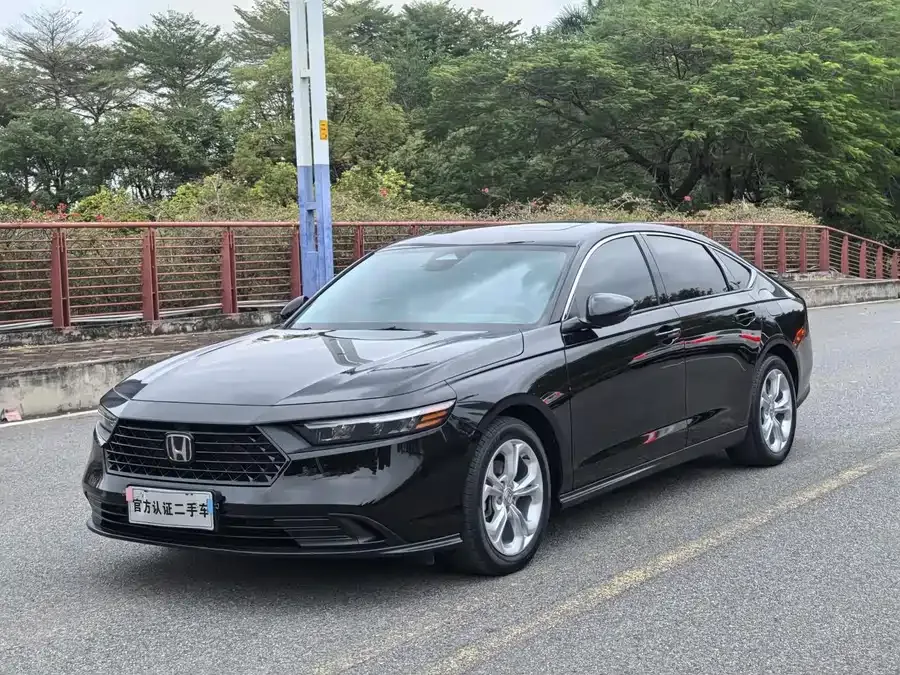 Honda Accord Accord 2023 260TURBO Smart Edition 2023 — фото 1, купить с доставкой в Москву