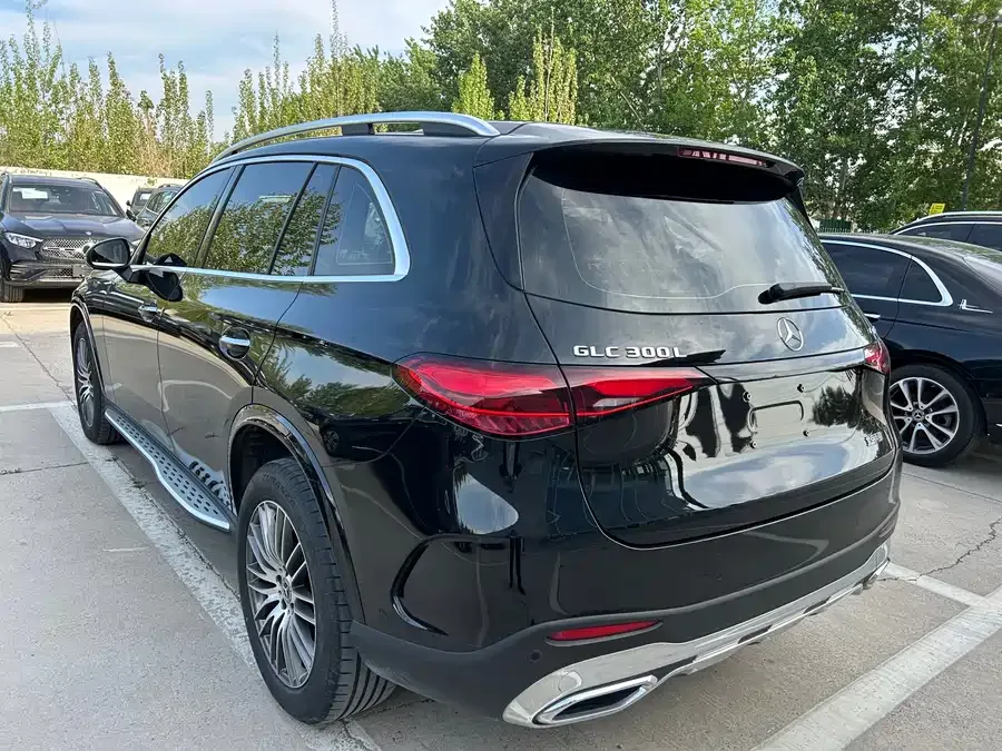 Mercedes-Benz GLC-Class Mercedes-Benz GLC 2023 GLC 300 L 4MATIC dynamic 7-seater 2023 — миниатюра 5