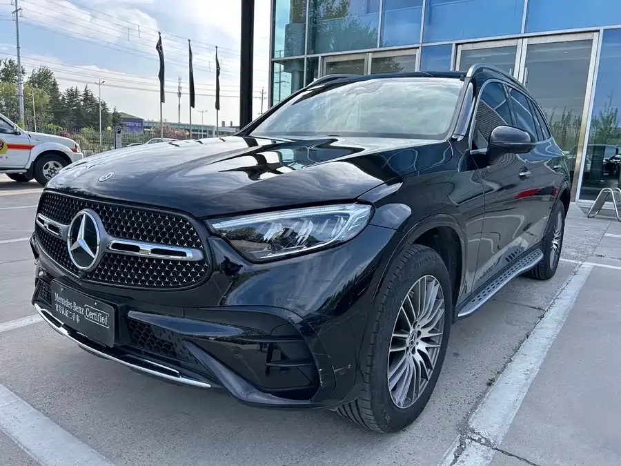 Mercedes-Benz GLC-Class 2023