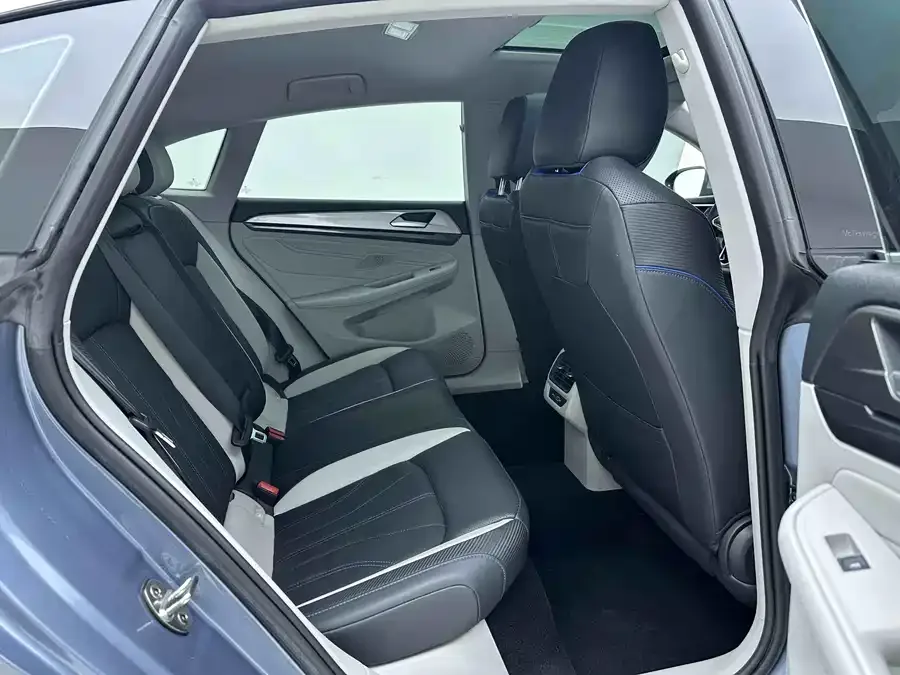 Volkswagen Lamando 2022 Lingdu Lingdu L 280TSI DSG Cool Edition 2022 — миниатюра 5