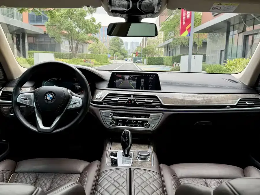 BMW 7 Series BMW 7 Series 2021 740Li Leading Luxury Package 2022 — миниатюра 5