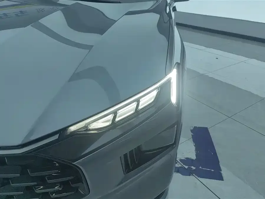 Ford Mondeo 2022 Mondeo EcoBoost 245 Fashion Edition 2022 — миниатюра 2