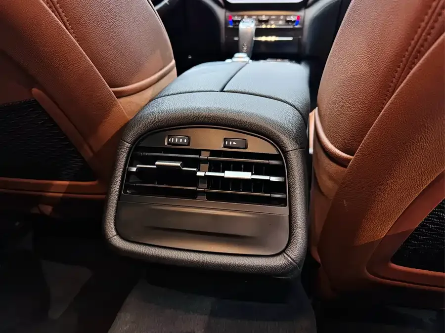 Maserati GHIBLI Ghibli 2022 2.0T GT Edge Edition 2022 — миниатюра 5
