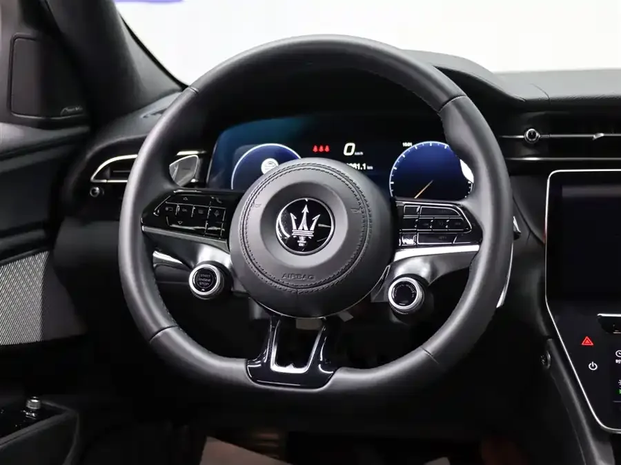 Maserati GRECALE Grecale 2023 2.0T GT 2023 — миниатюра 4