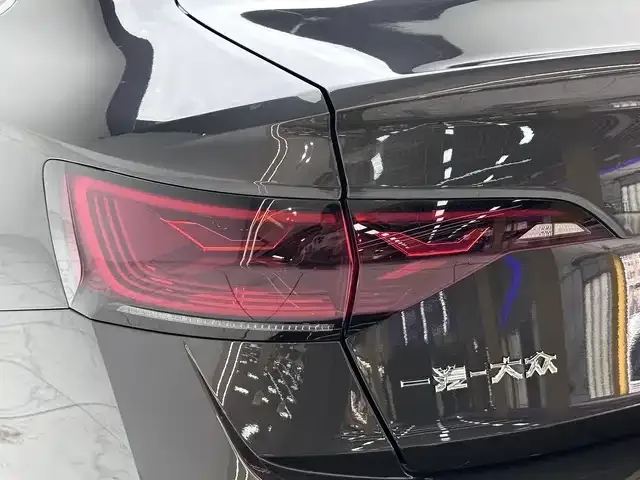 Volkswagen Sagitar 2024 Sagitar 300TSI DSG Beyond Edition 2024 — миниатюра 4