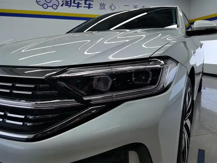 Volkswagen Sagitar 2023 Sagitar 300TSI DSG Excellence Edition 2023 — миниатюра 5