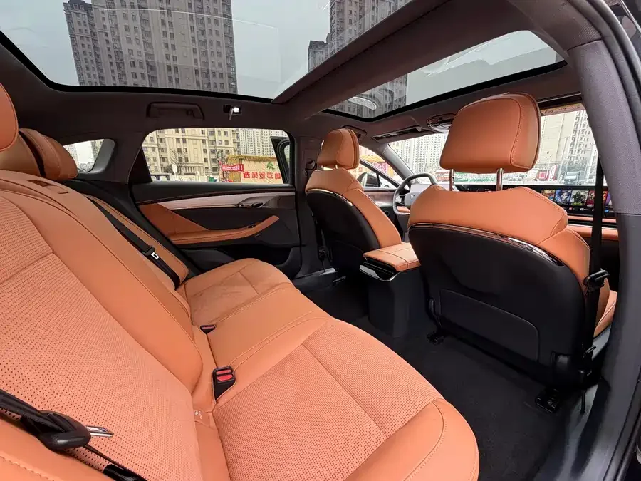 Voyah Lantu light chasing VOYAH 2024 PHEV 4WD Ultra-Long-Range Flagship Edition 2024 — миниатюра 4
