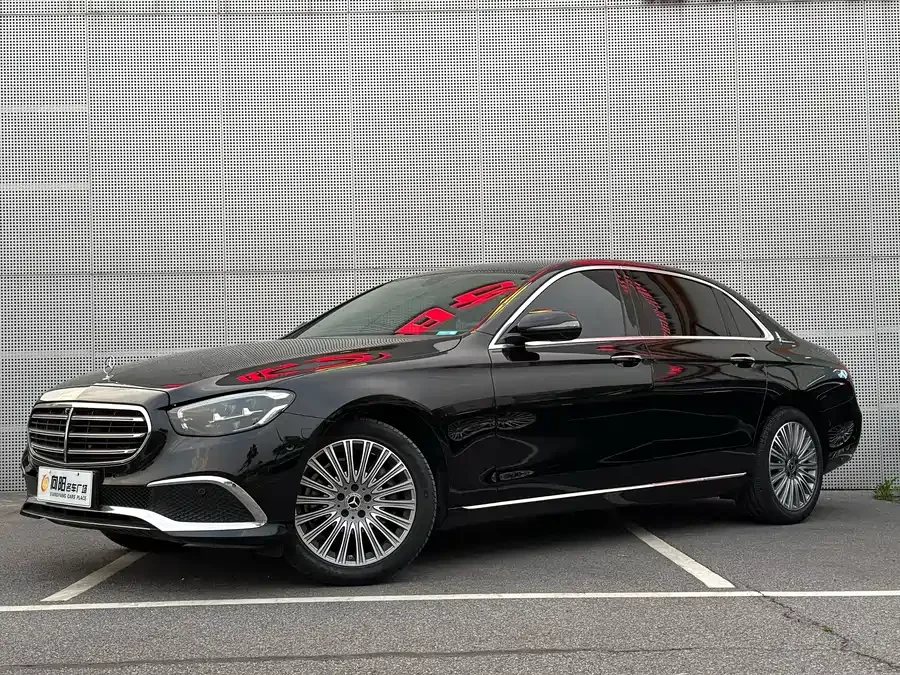 Mercedes-Benz E-Class 2023