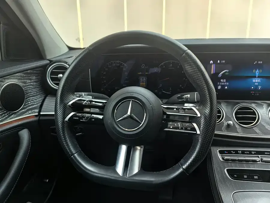 Mercedes-Benz E-Class Mercedes-Benz E-Class 2023 E 300 L Sports Fashion Edition 2023 — миниатюра 3