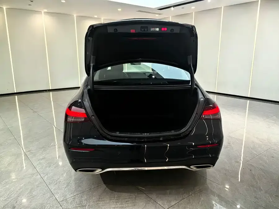 Mercedes-Benz E-Class Mercedes-Benz E-Class 2023 E 300 L Sports Fashion Edition 2023 — миниатюра 4